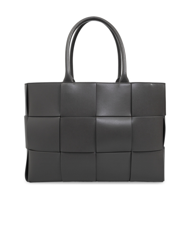 Bottega Veneta Medium Knitted Handbag In Black