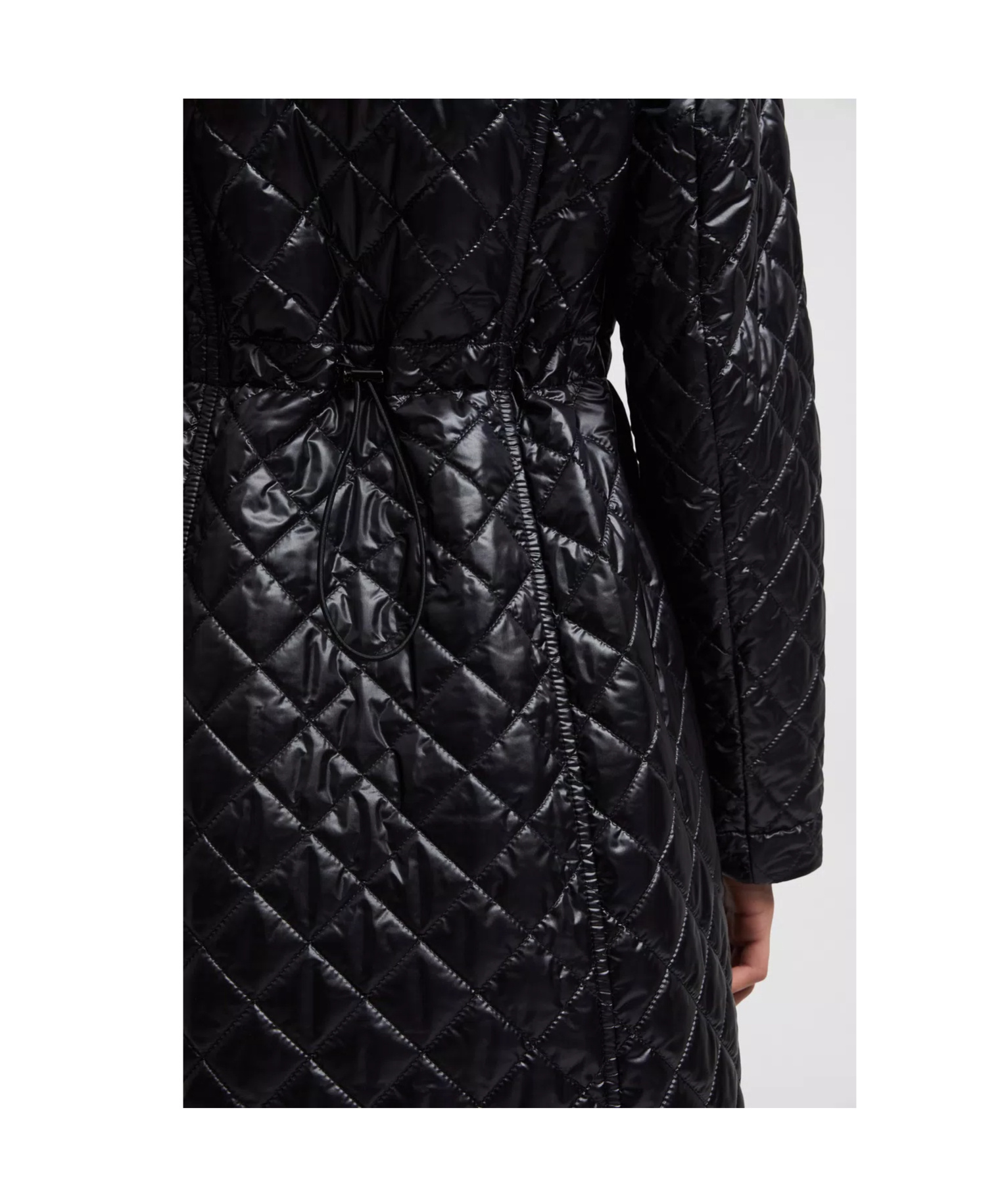 Moncler Bagnac Puffer Coat In Black