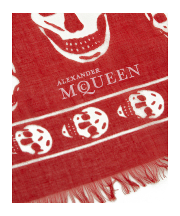Alexander Mcqueen Skull Printed Scarf In Red