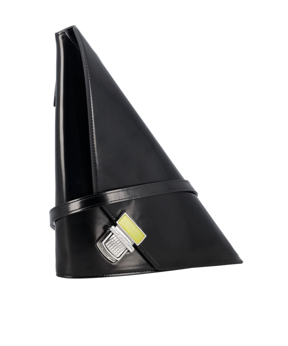 Msgm Triangle-shape Clutch Bag In Black