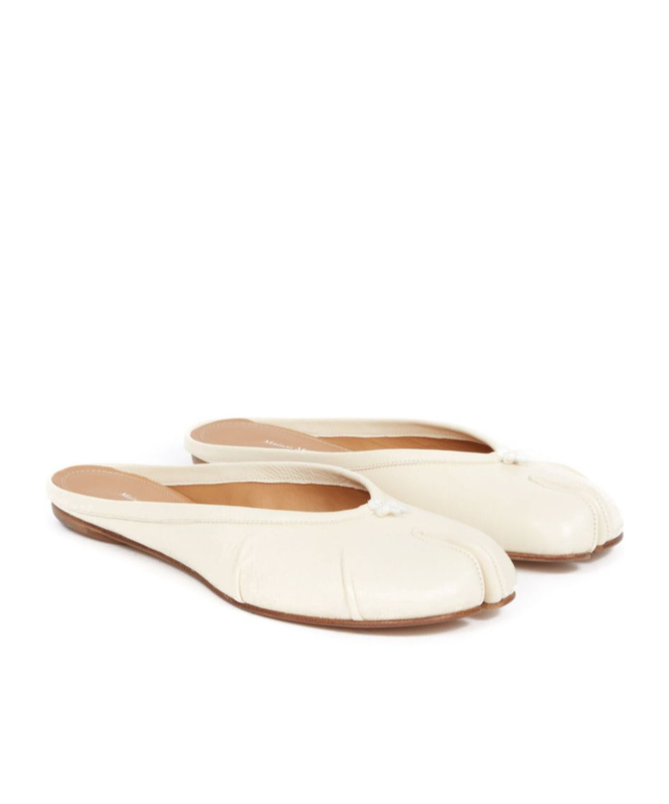 Maison Margiela Tabi Calf Leather Flat Mules In Neutral
