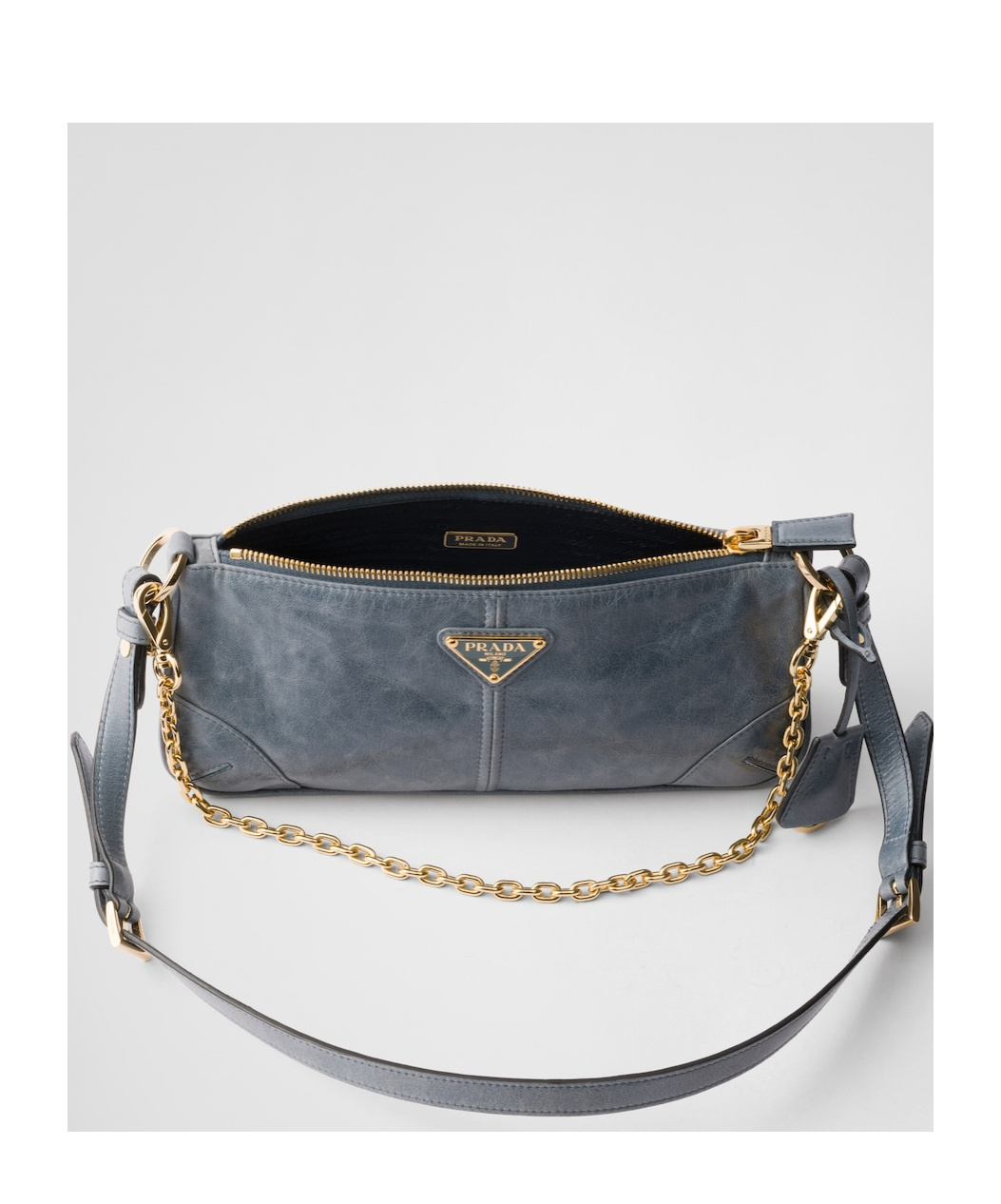 Prada Re-edition 2002 Medium Leather Shoulder Bag In Gray