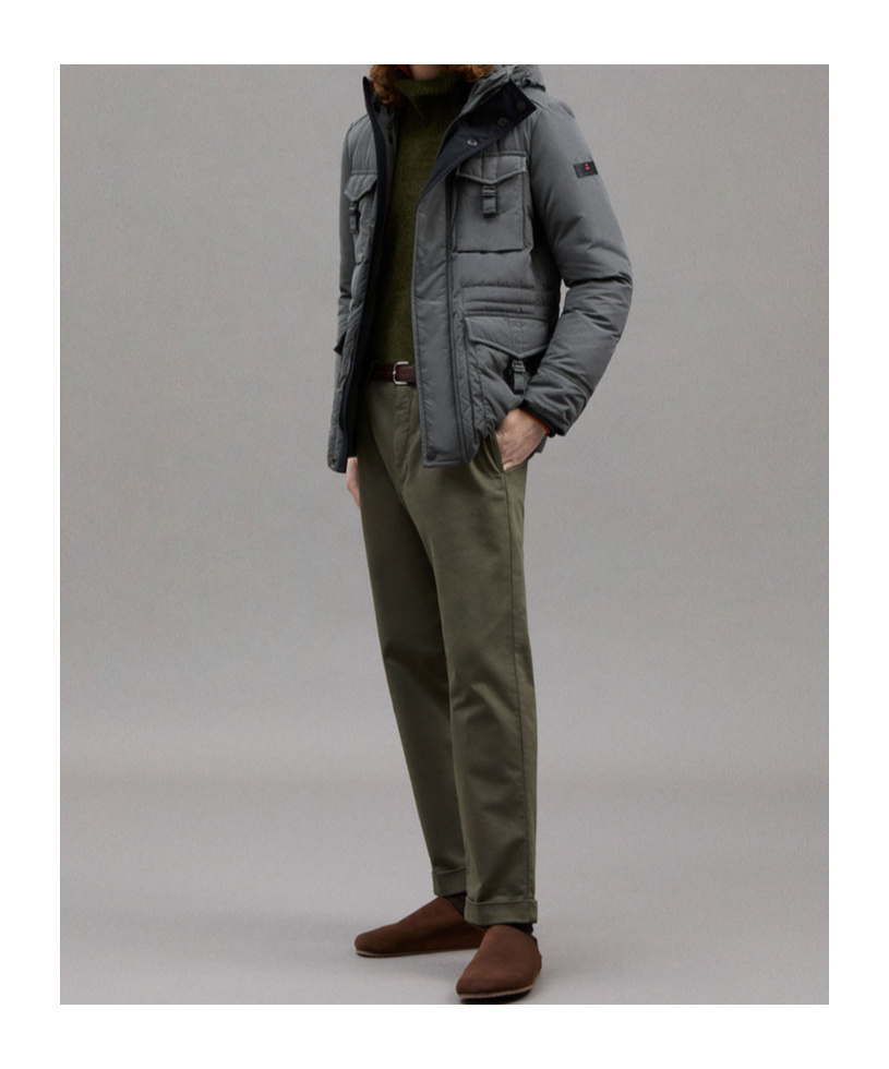 Peuterey Long-sleeved Down Jacket In Black