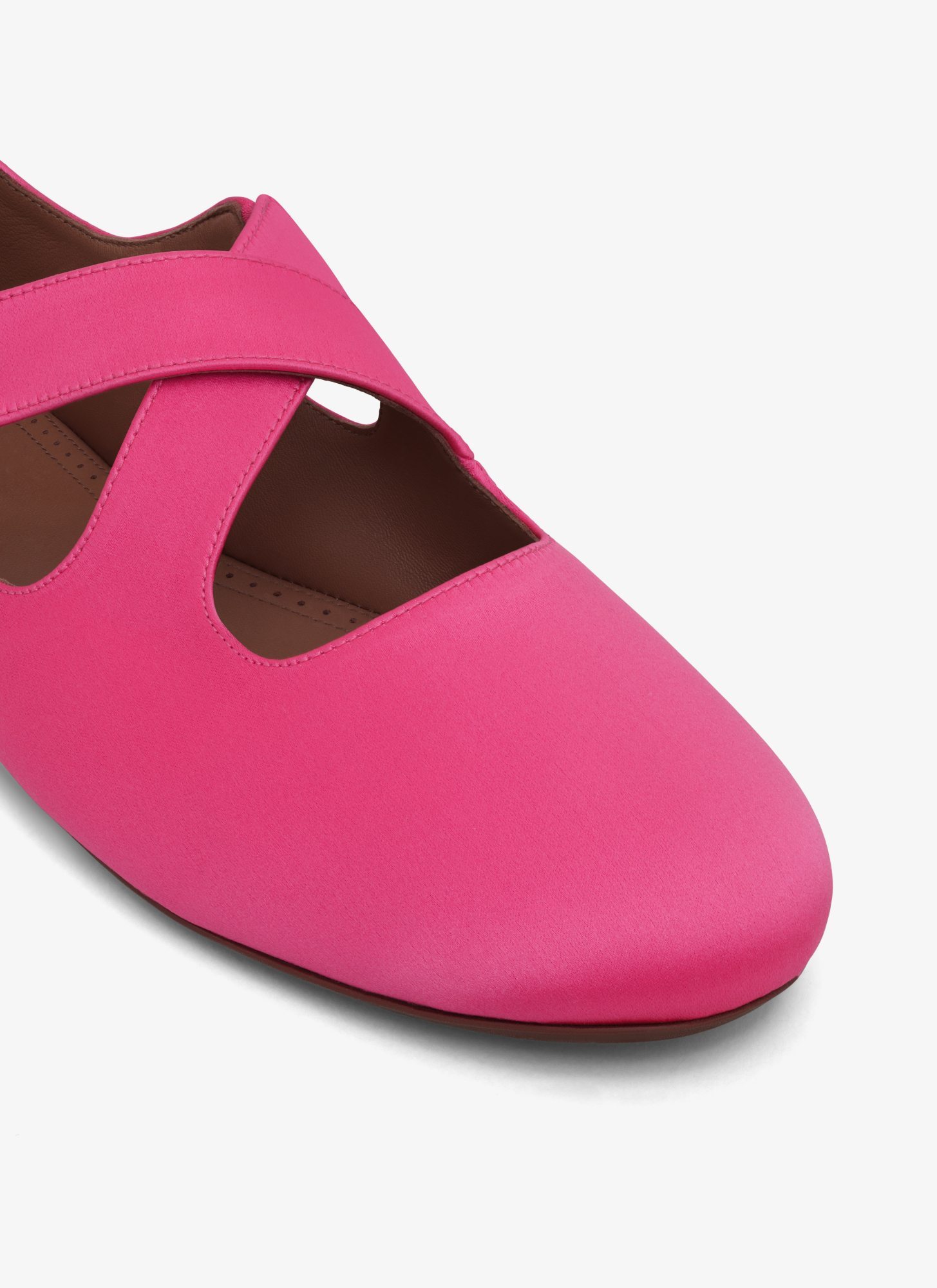 Alaïa Satin Crossed Ballet Flats In Pink Fuchsia