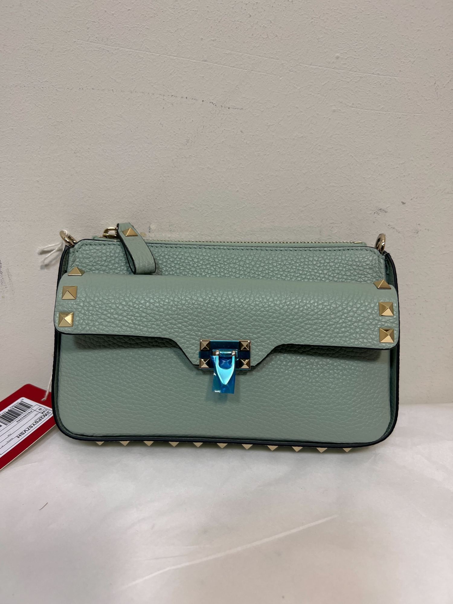 Valentino Garavani Rockstud Leather Cross Body Bag In Green