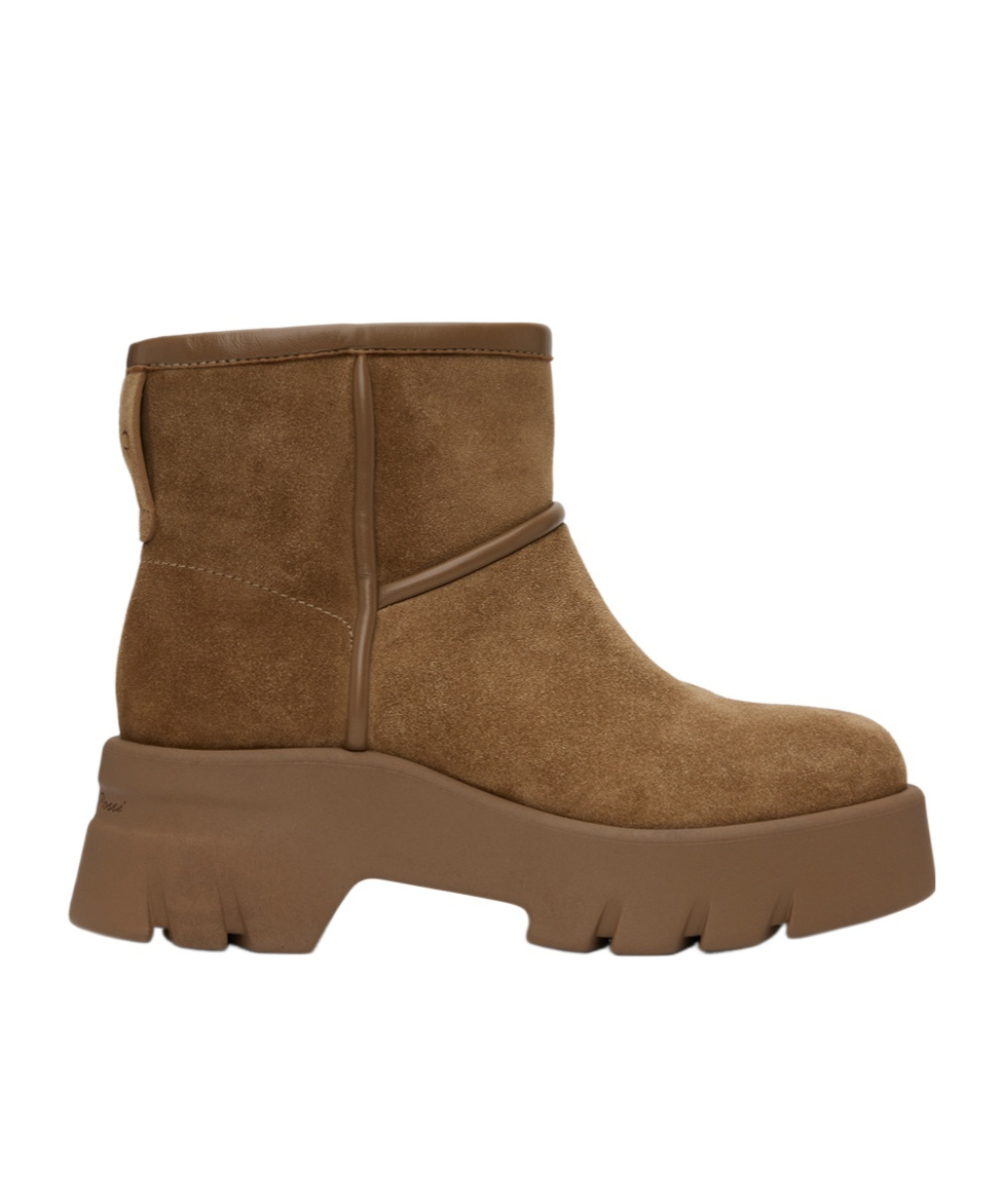 GIANVITO ROSSI ROUND HEAD THICK SOLE SHORT BOOTS