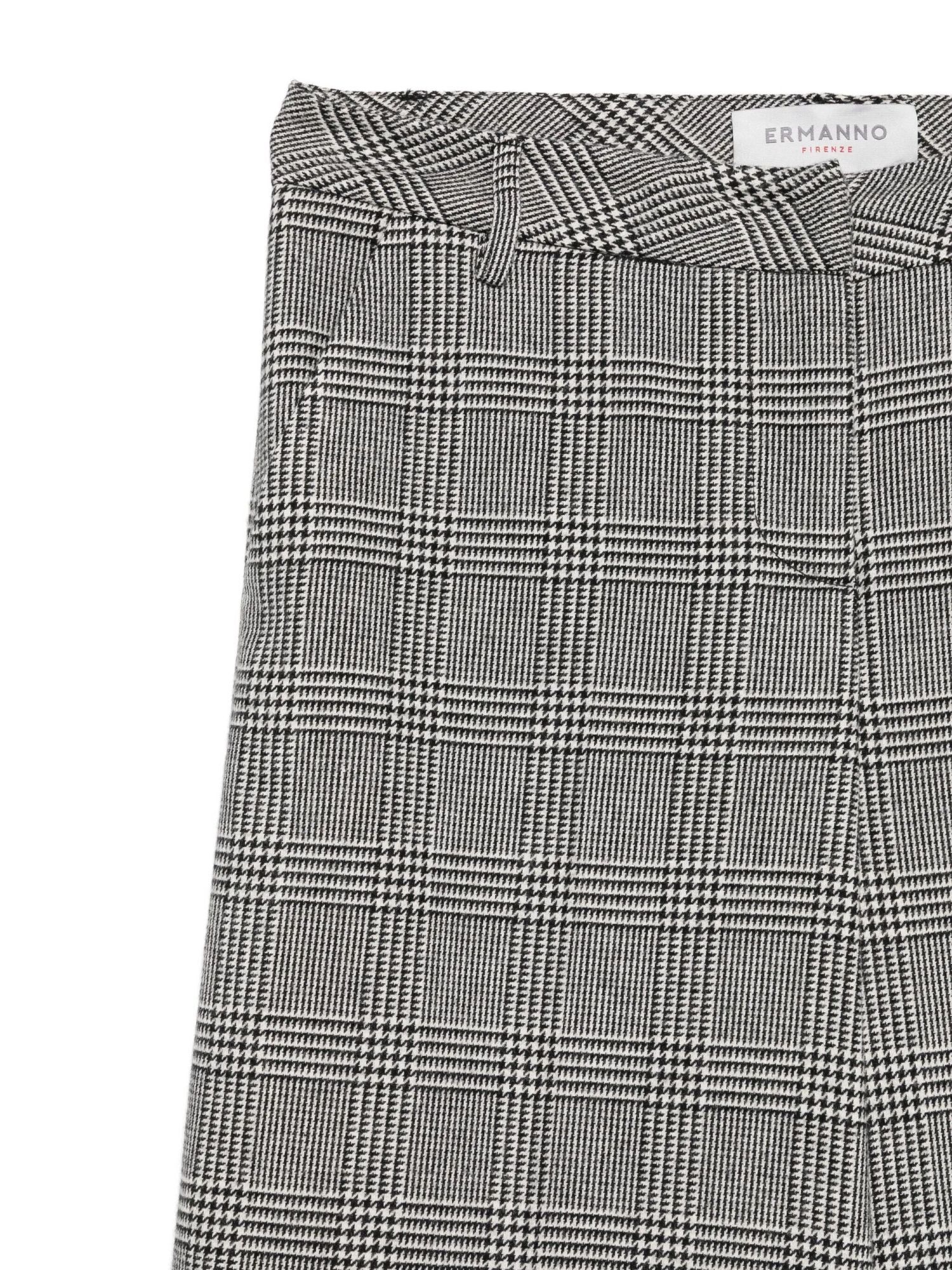 Ermanno Firenze Indented Casual Pants In Gray