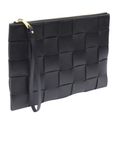 Bottega Veneta Knitted Clutch In Black