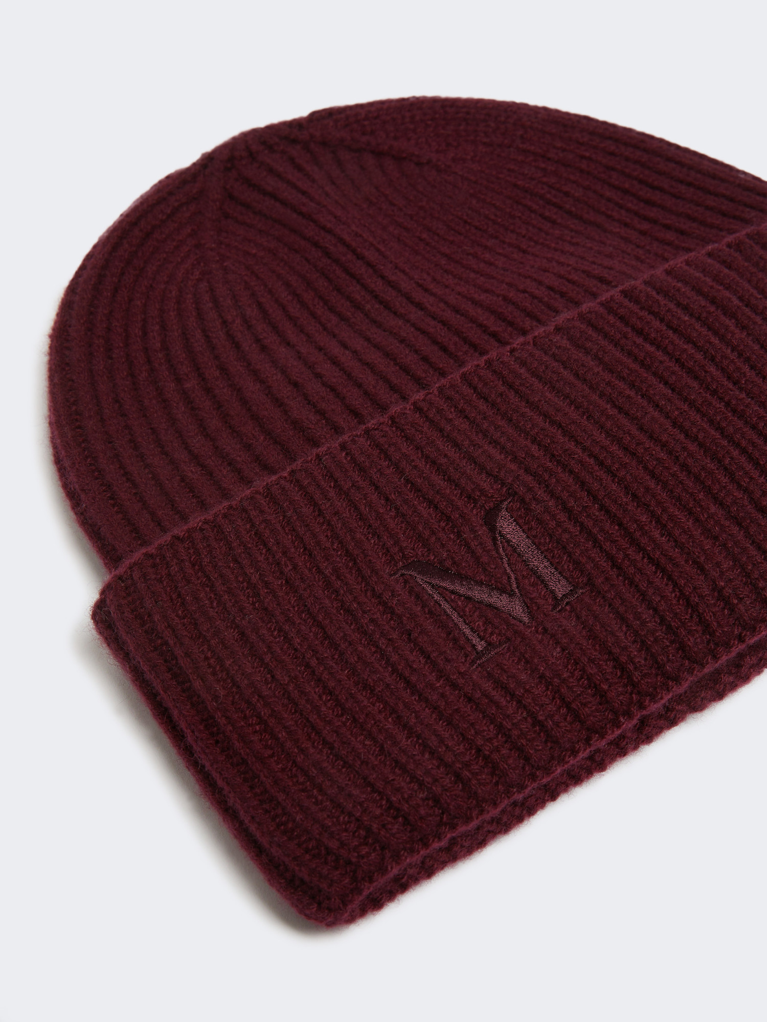 Max Mara Rib-knit Cashmere Beanie Hat In Burgundy