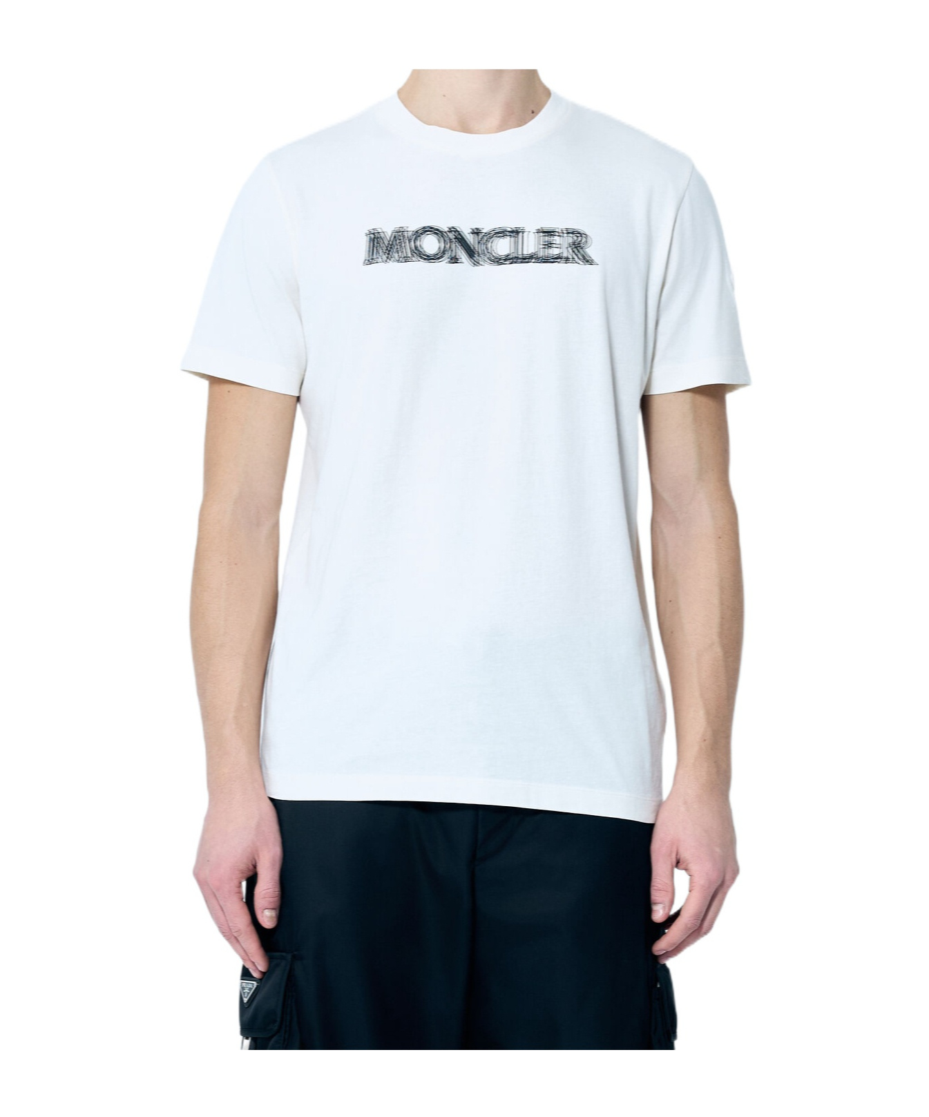 Moncler Men Logo Print T-shirt In White