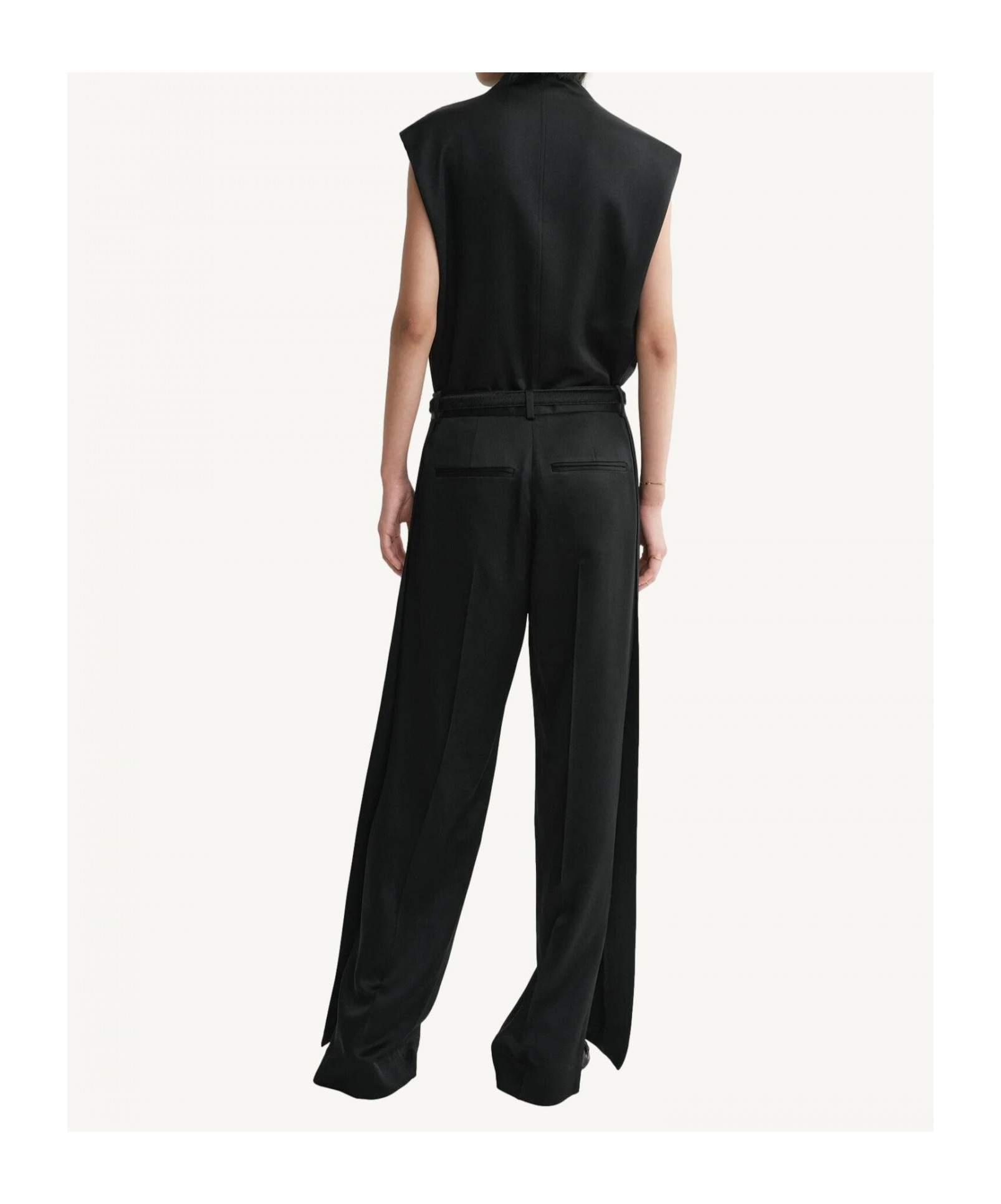 Totême Belt-loop Casual Pants In Black