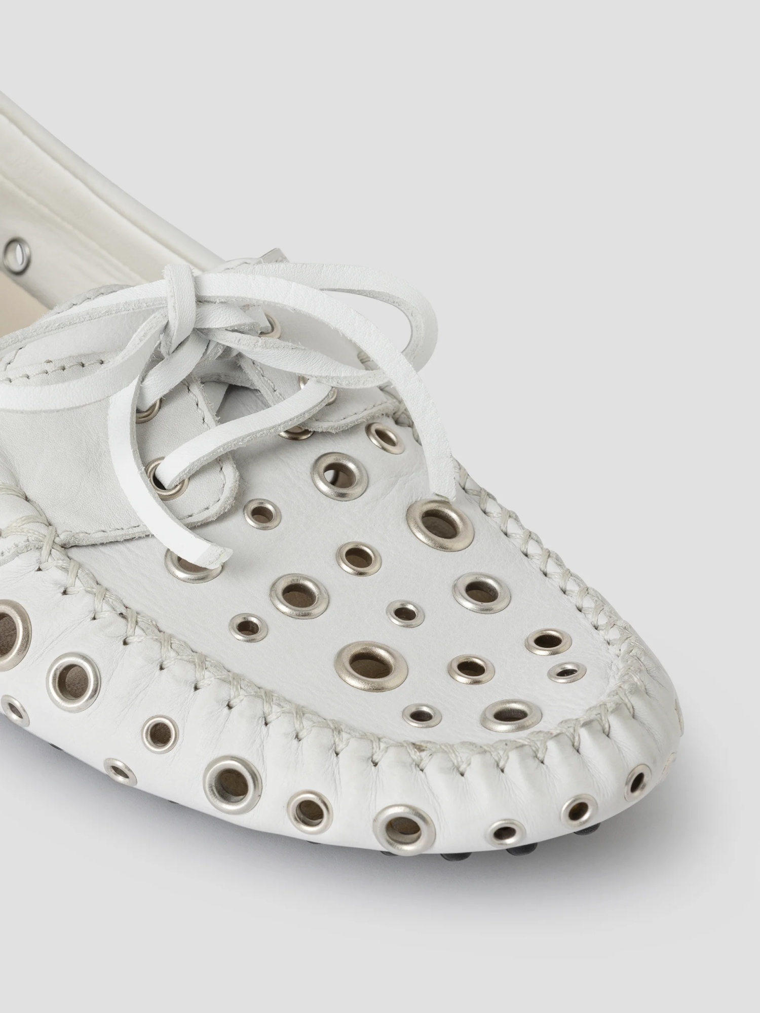 Gimaguas Suede Loafers With Bow And Perforated Design In White