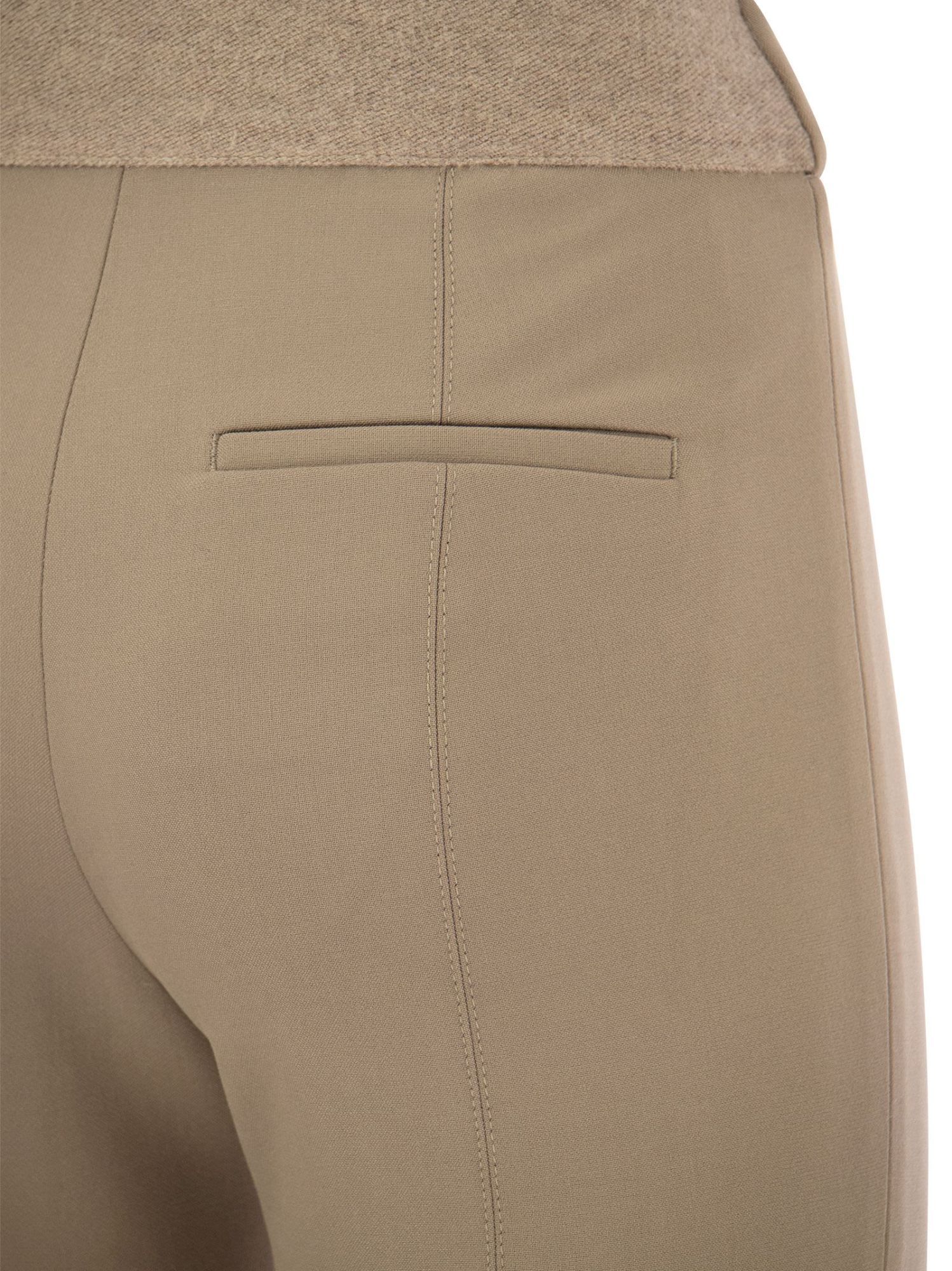Peserico Skinny Fit Trousers In Viscose And Cotton In Gray