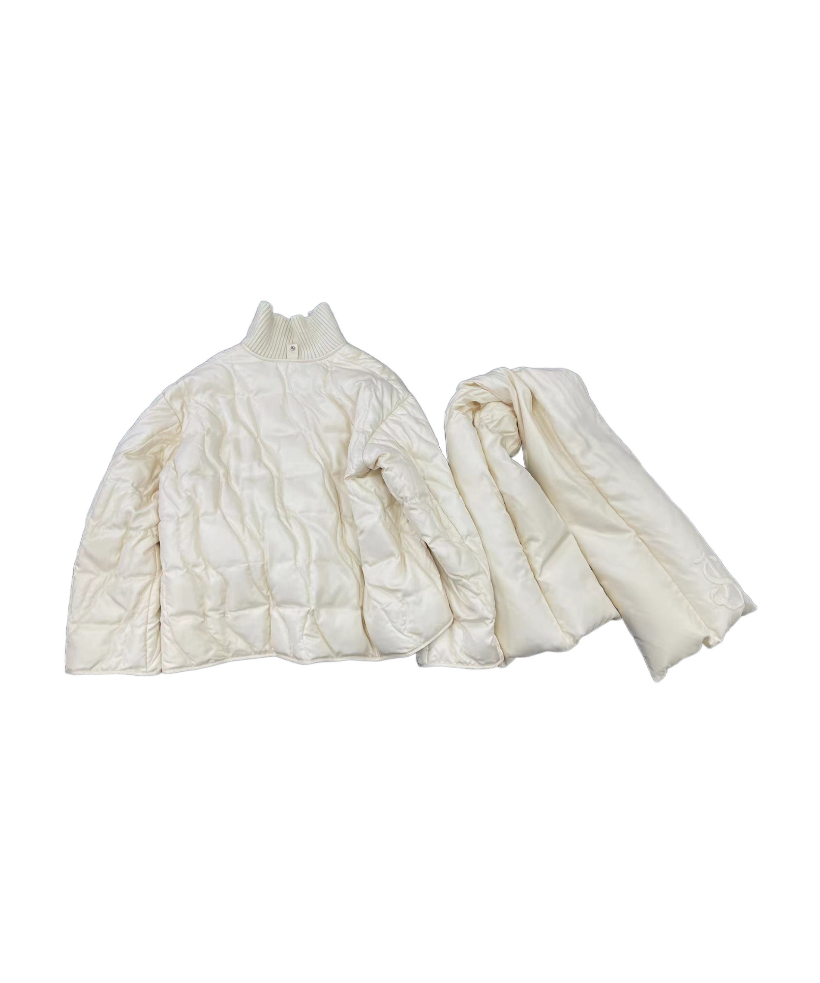 Jil Sander Scarf Quilted Down Jacket In White