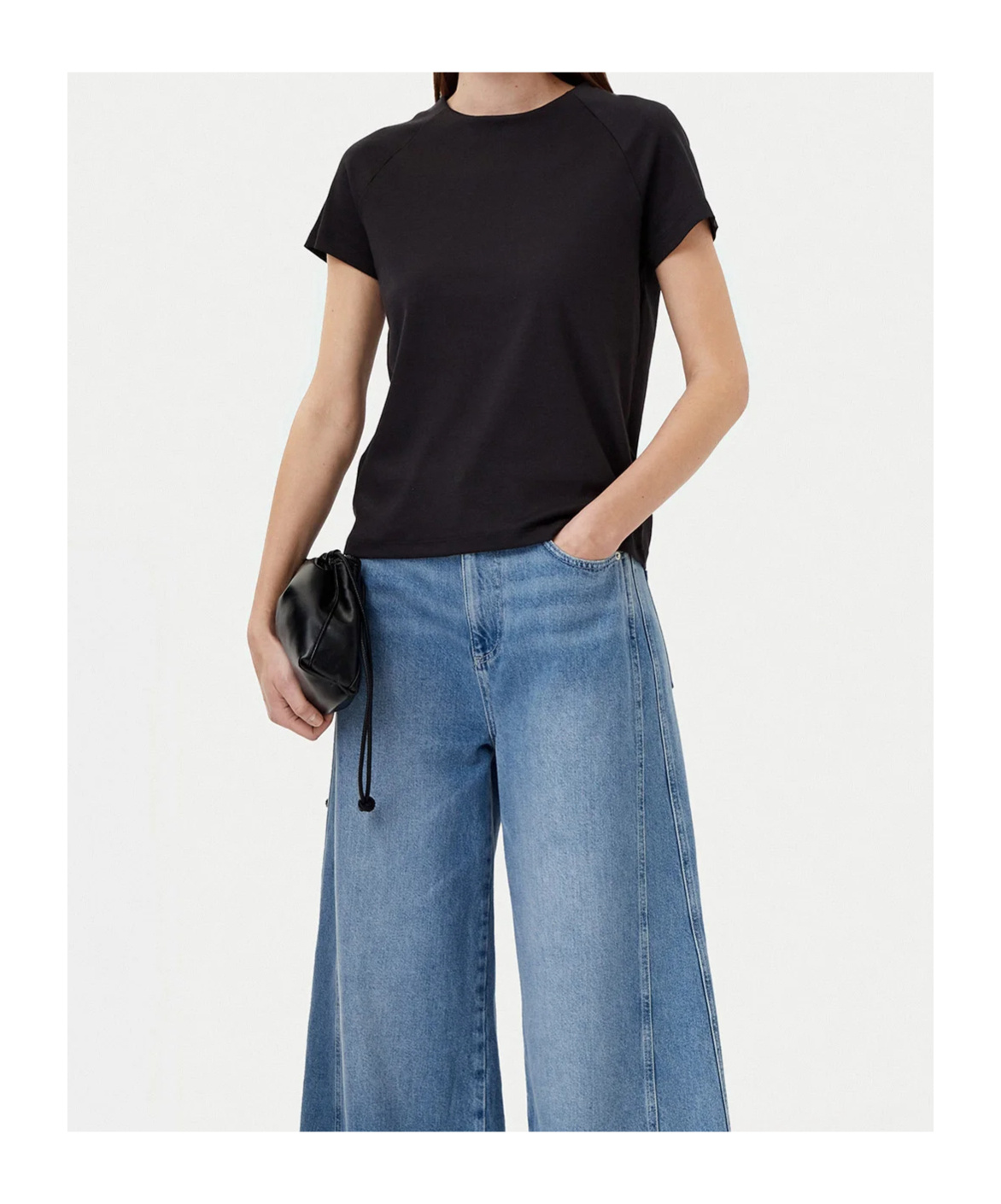 CALVIN KLEIN SHORT-SLEEVED T-SHIRT