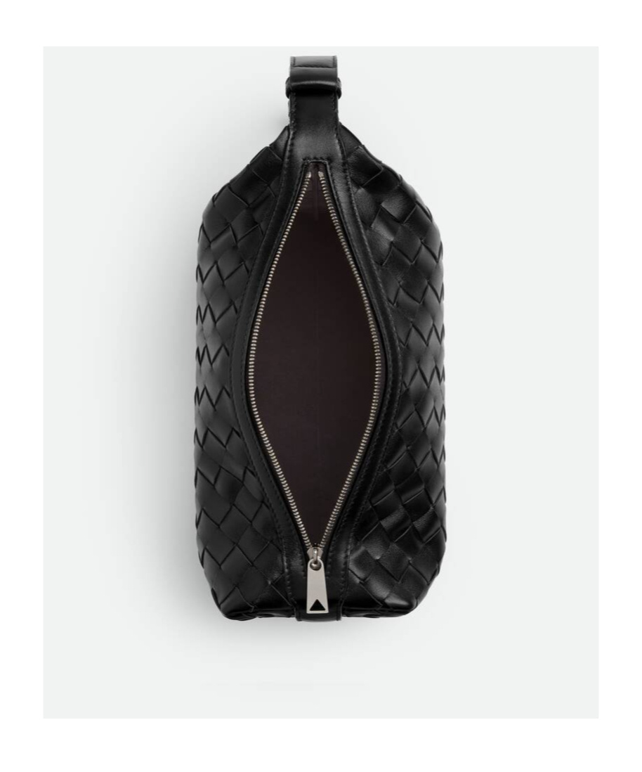 Bottega Veneta Vertical Knitted Handbag In Black