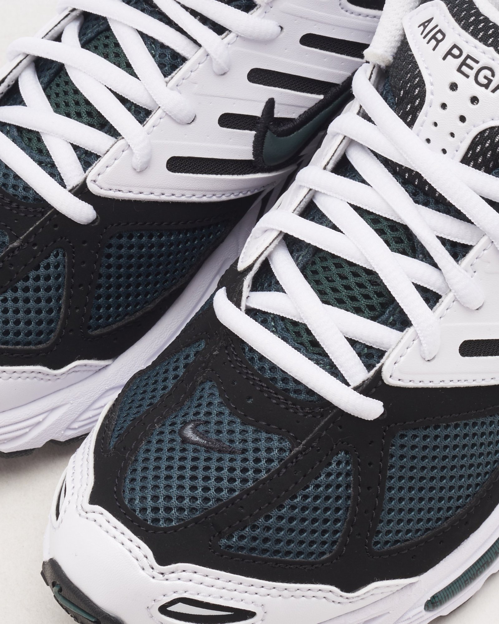 Nike Mesh Upper Sneakers Leather Overlays In White