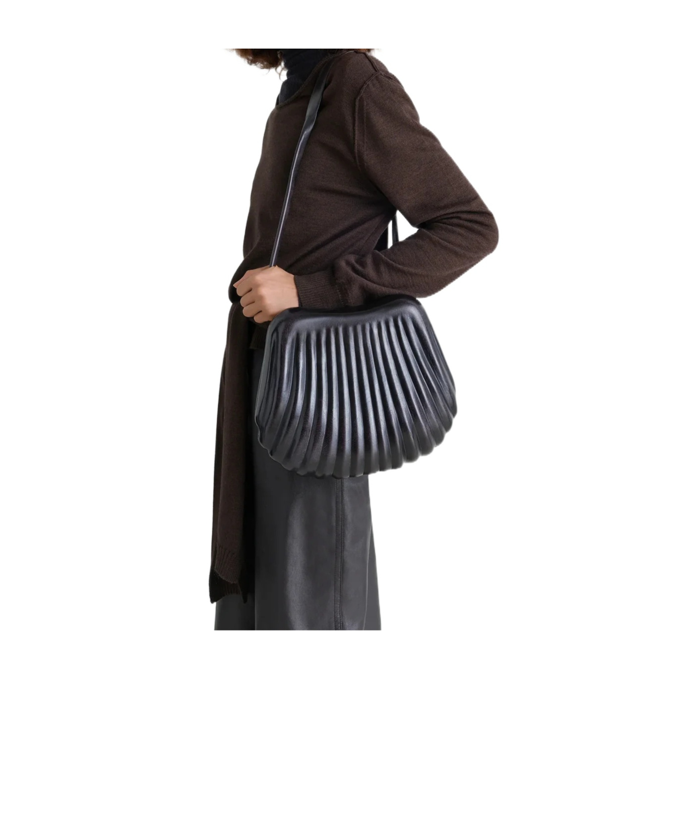 Lemaire Carlos Leather Shoulder Bag In Black