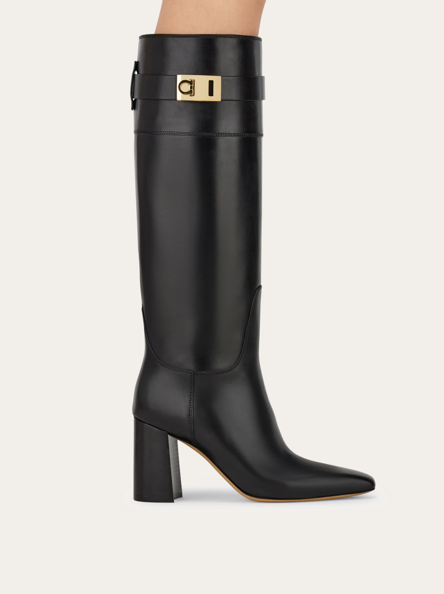 Ferragamo Hug Buckle Below-the-knee Boots In Black
