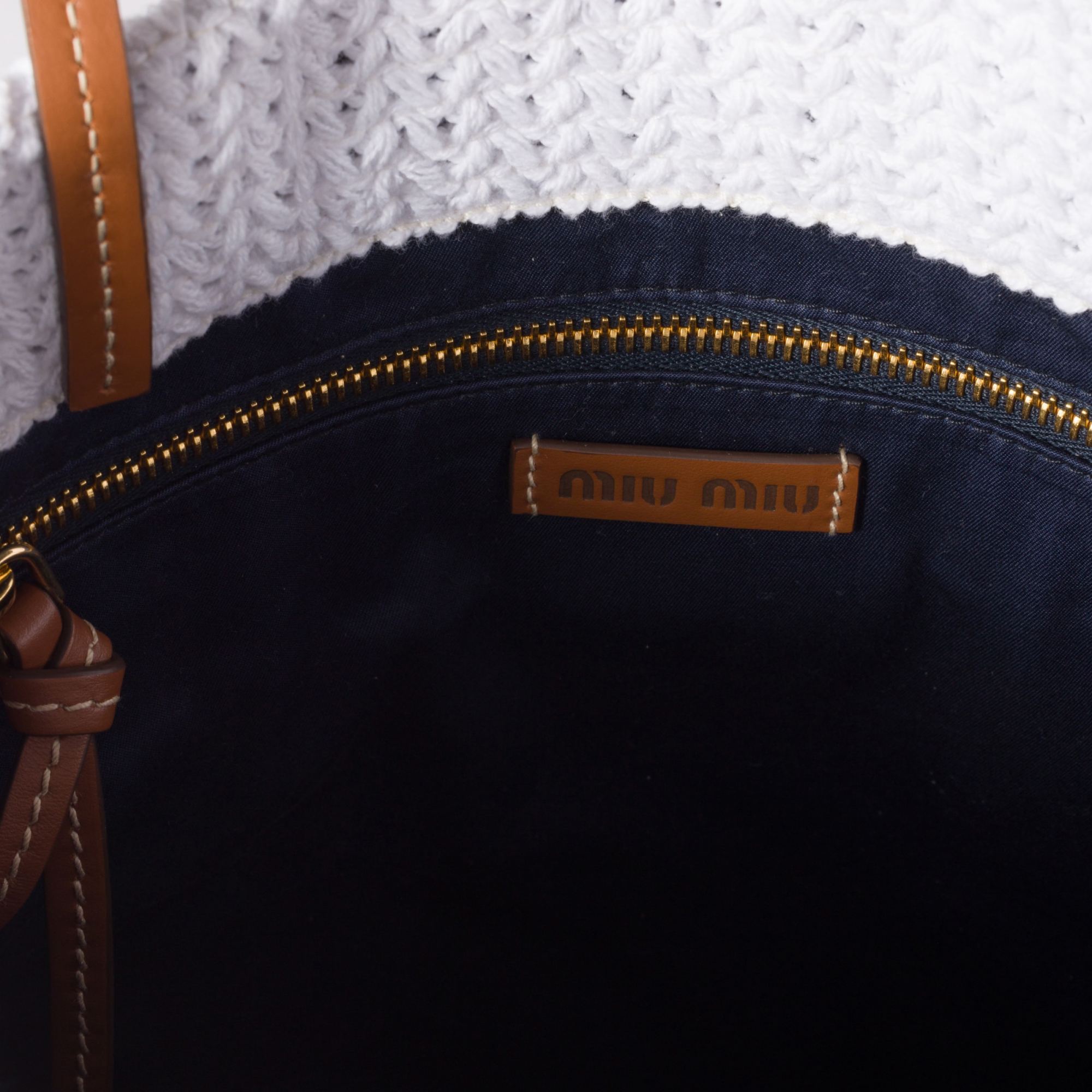 MIU MIU RAFFIA-EFFECT WOVEN TOTE BAG