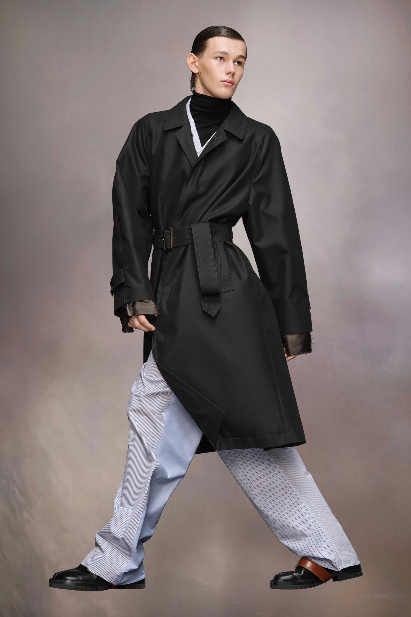 Maison Margiela Iridescent Belted Trench Coat In Black