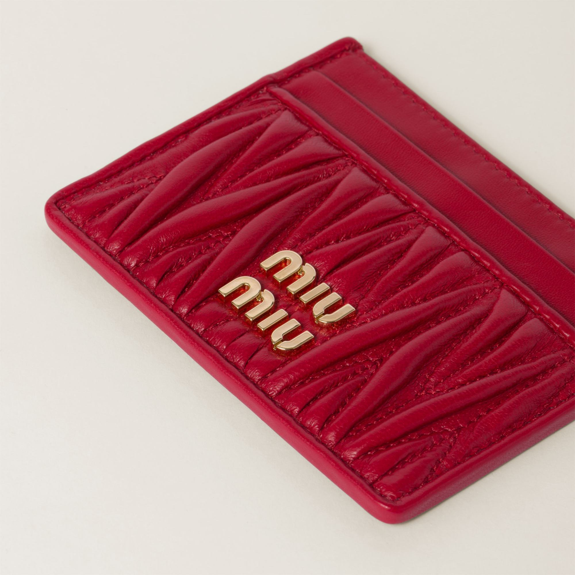 Miu Miu Matelassé Nappa Leather Card Holder In Red