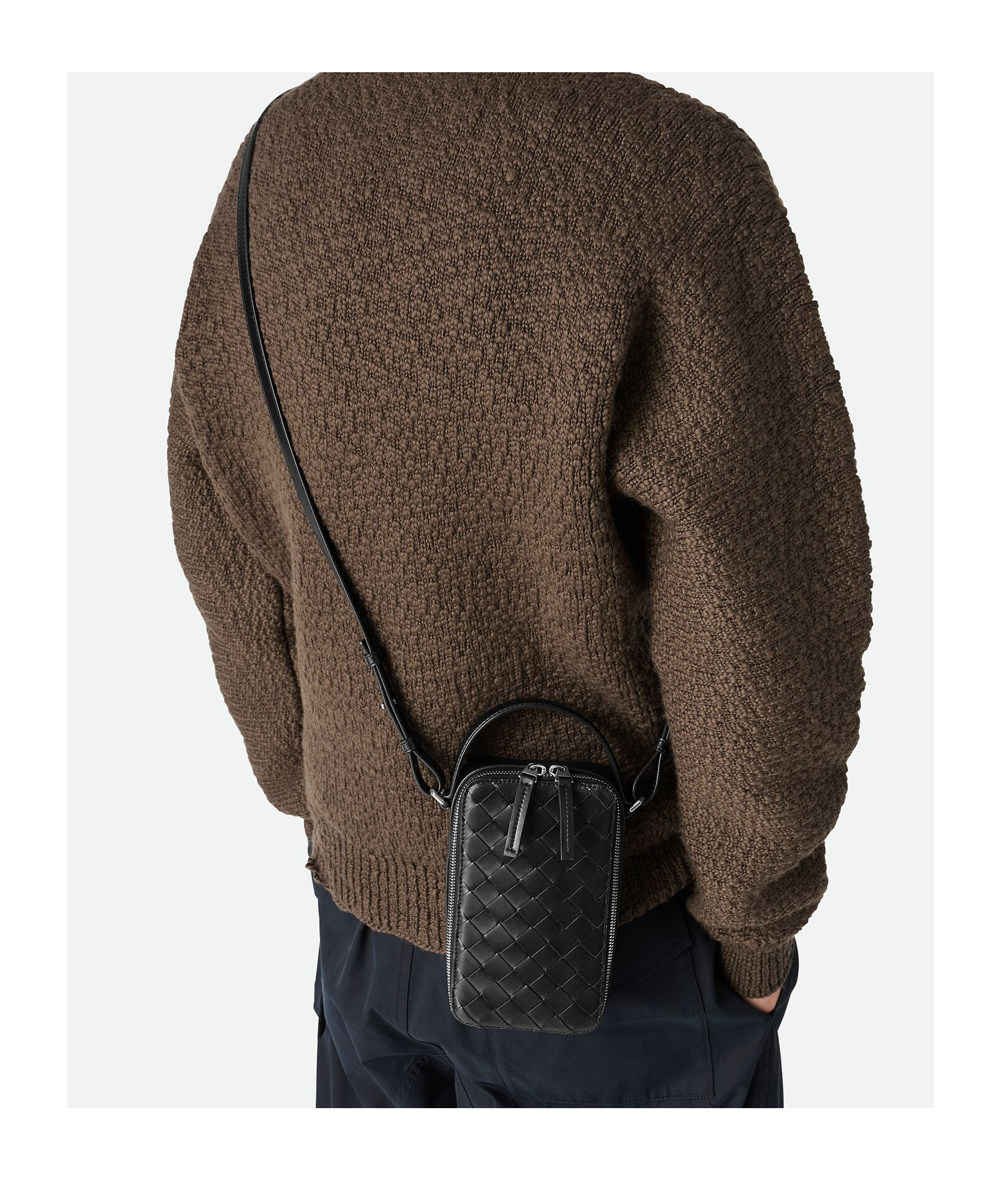 Bottega Veneta Zippered Shoulder Bag In Black