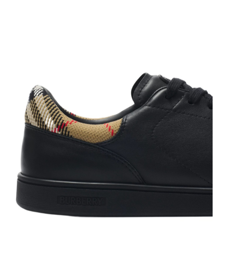 Burberry Set Leather Sneakers In Black