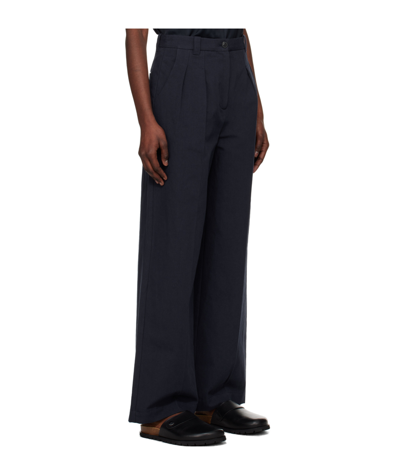 Apc Tressie High-rise Casual Pants In Black