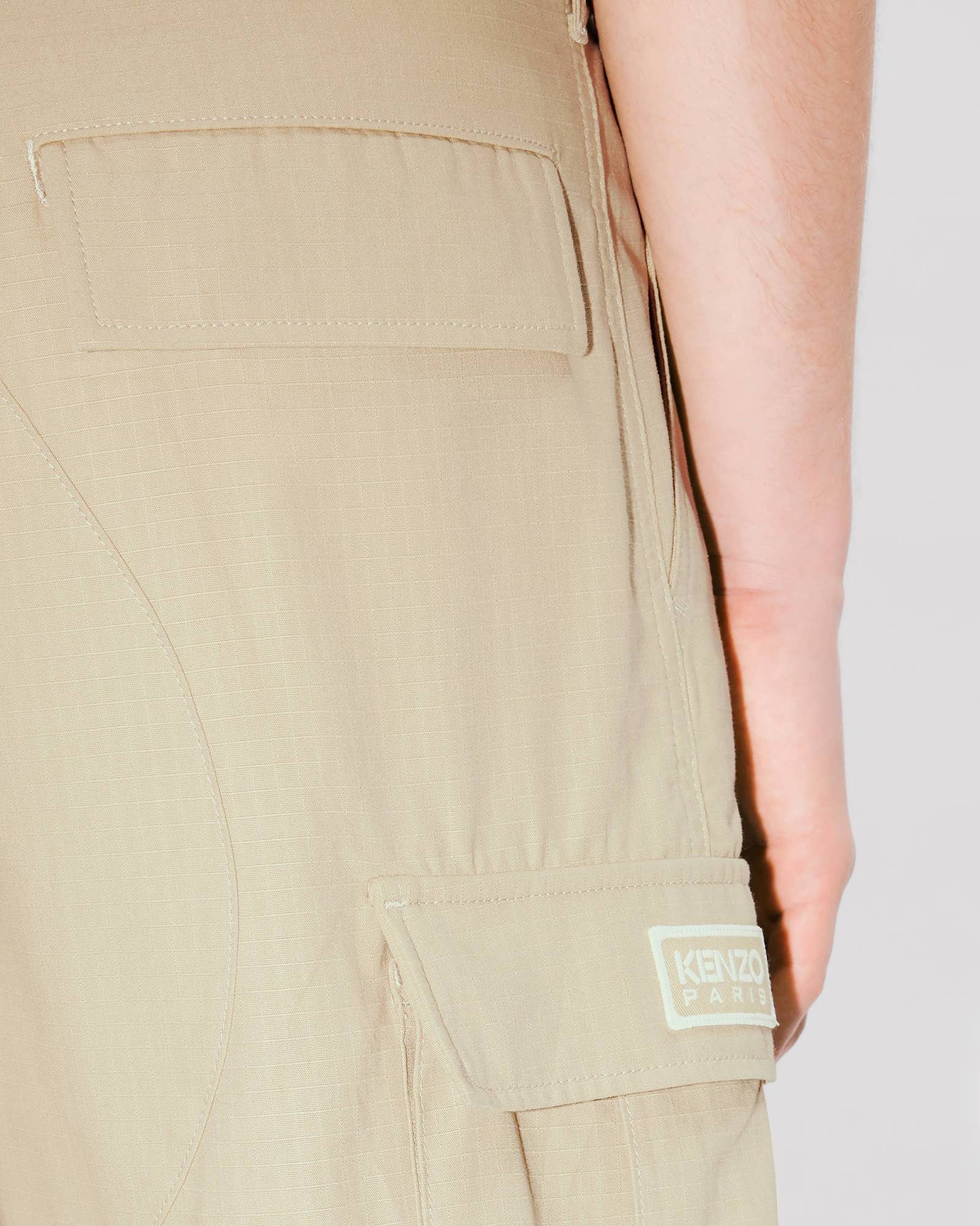 Kenzo Cargo Workwear Shorts Floral Graphic In Nude