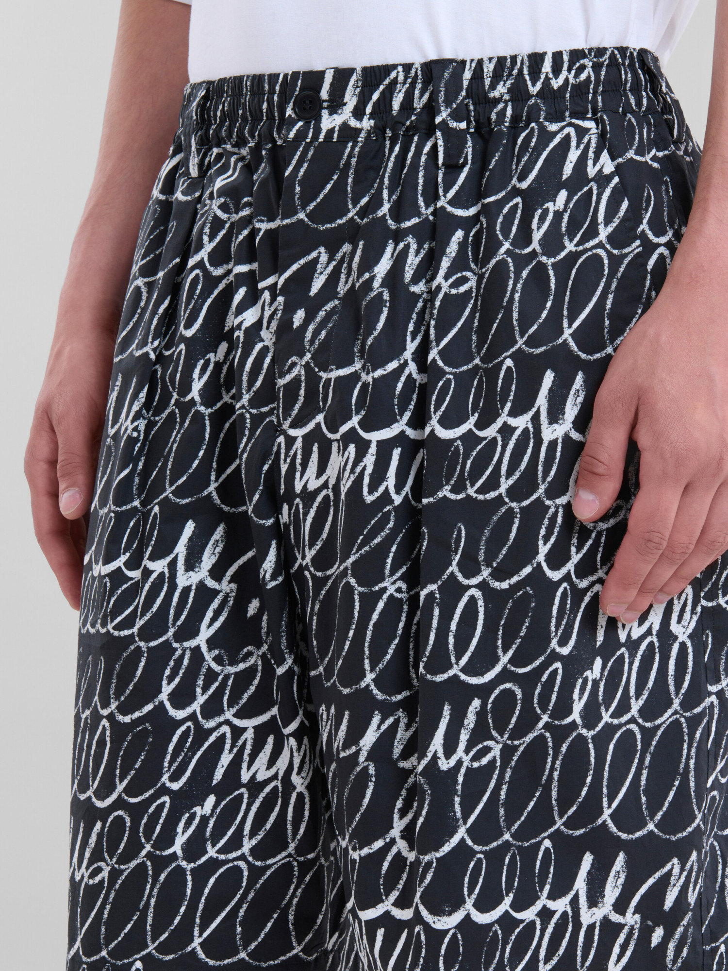 Marni Pattern Poplin Drawstring Shorts In Black