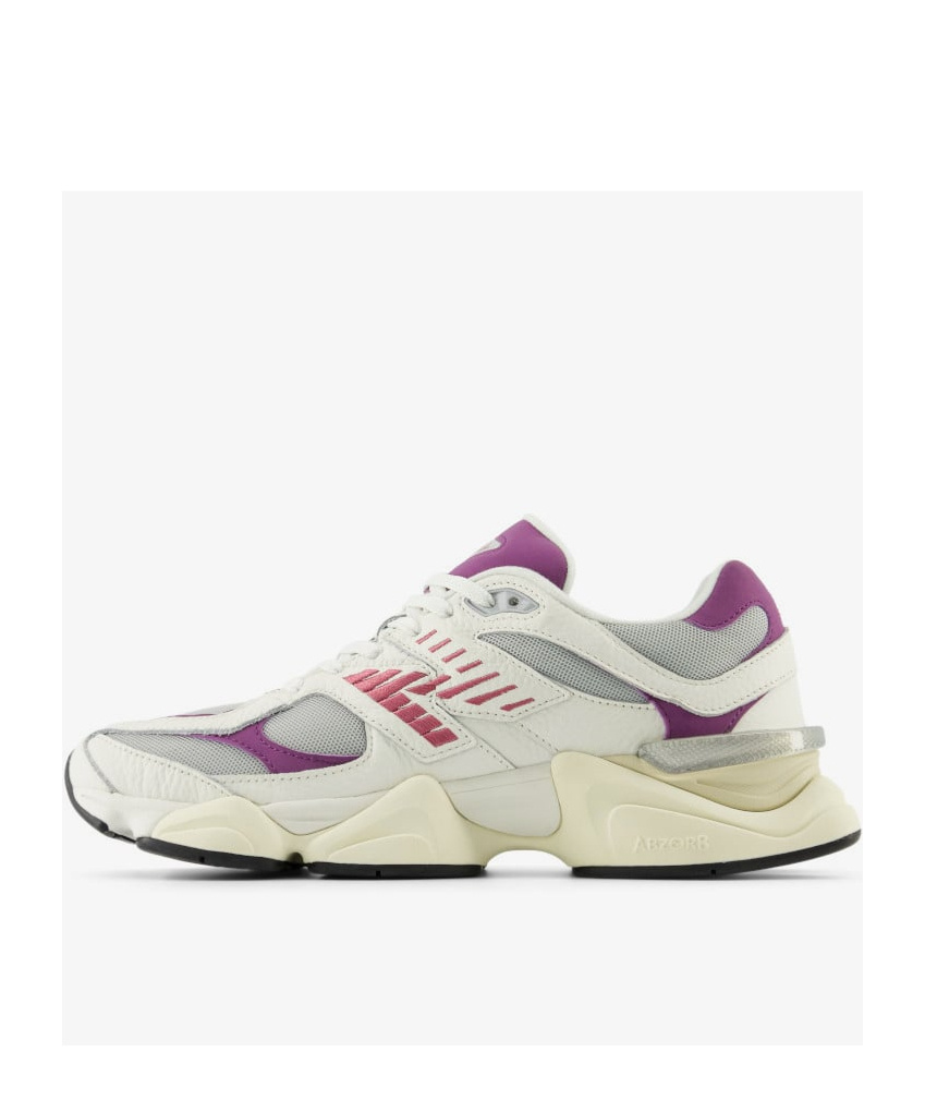 New Balance Lace Up Sneakers In White