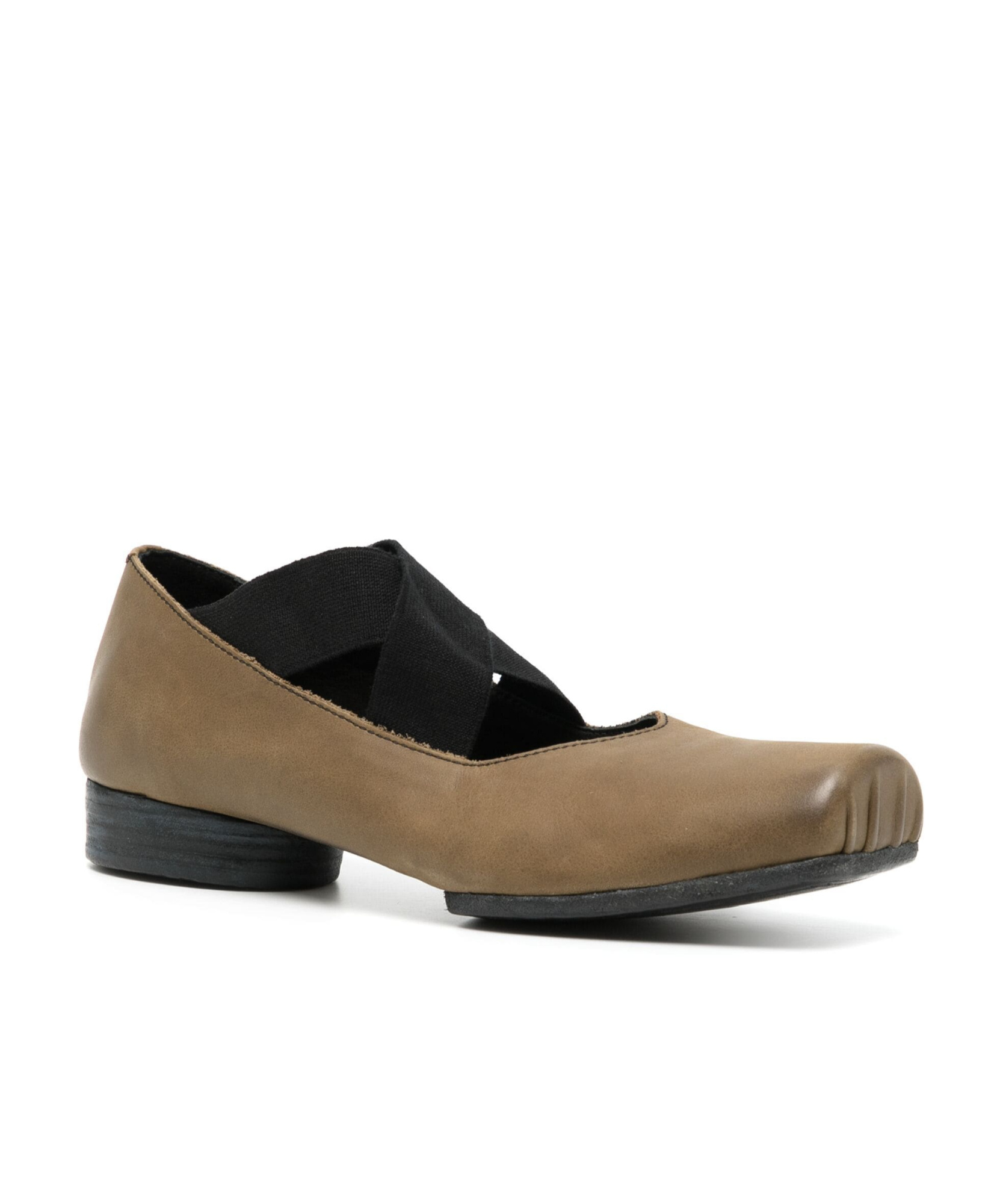 Shop Uma Wang Square Toe Cross-strap Ballet Shoes In Brown