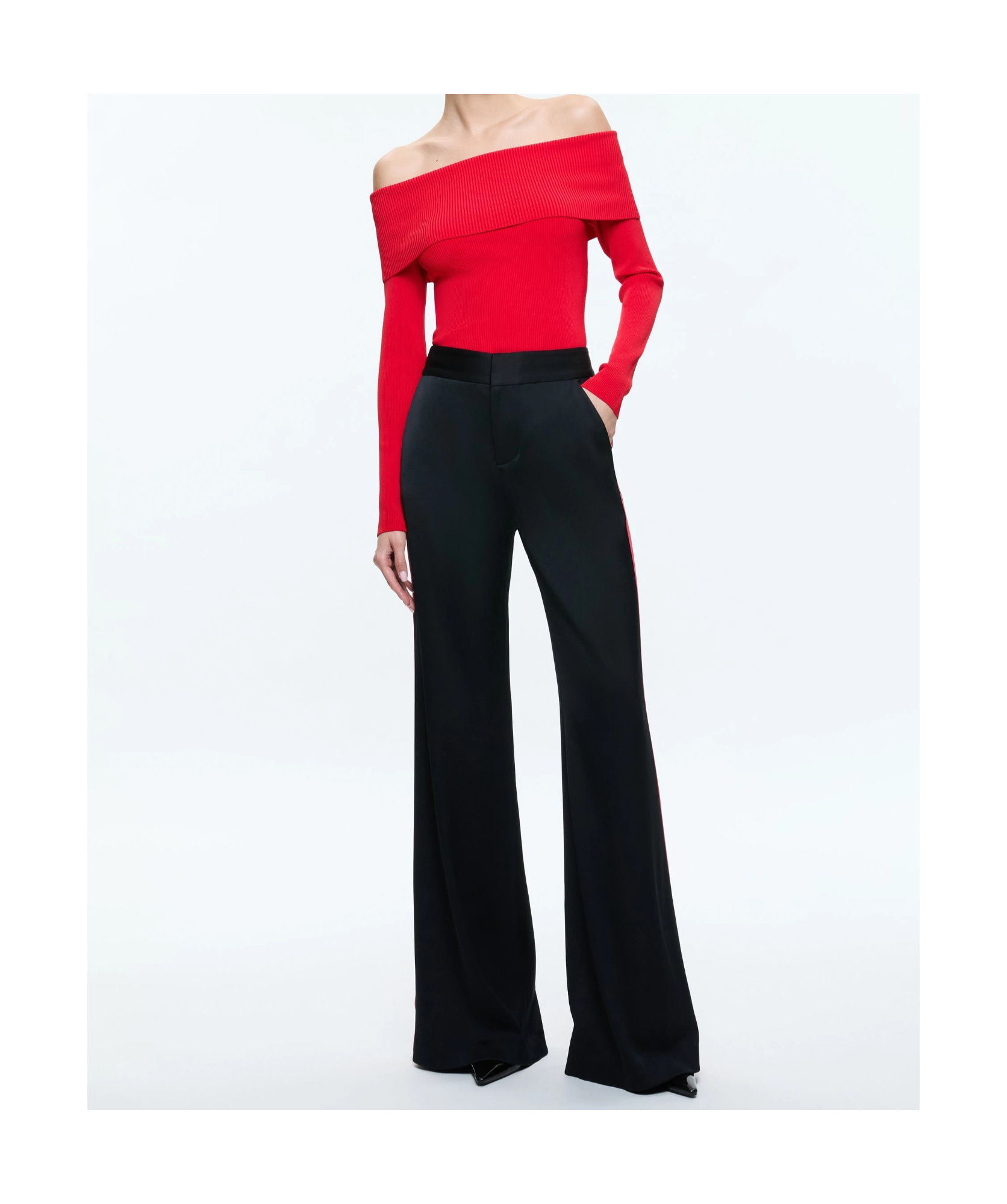 Alice And Olivia Strapless Knitted Top In Ruby Colour