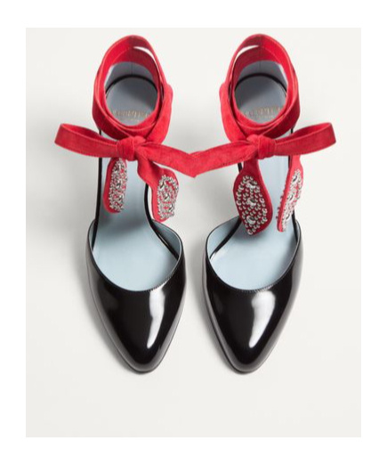 Shop Valentino Foliefoliage Pumps In Abrasive Calfskin 85mm In Black/pure Red
