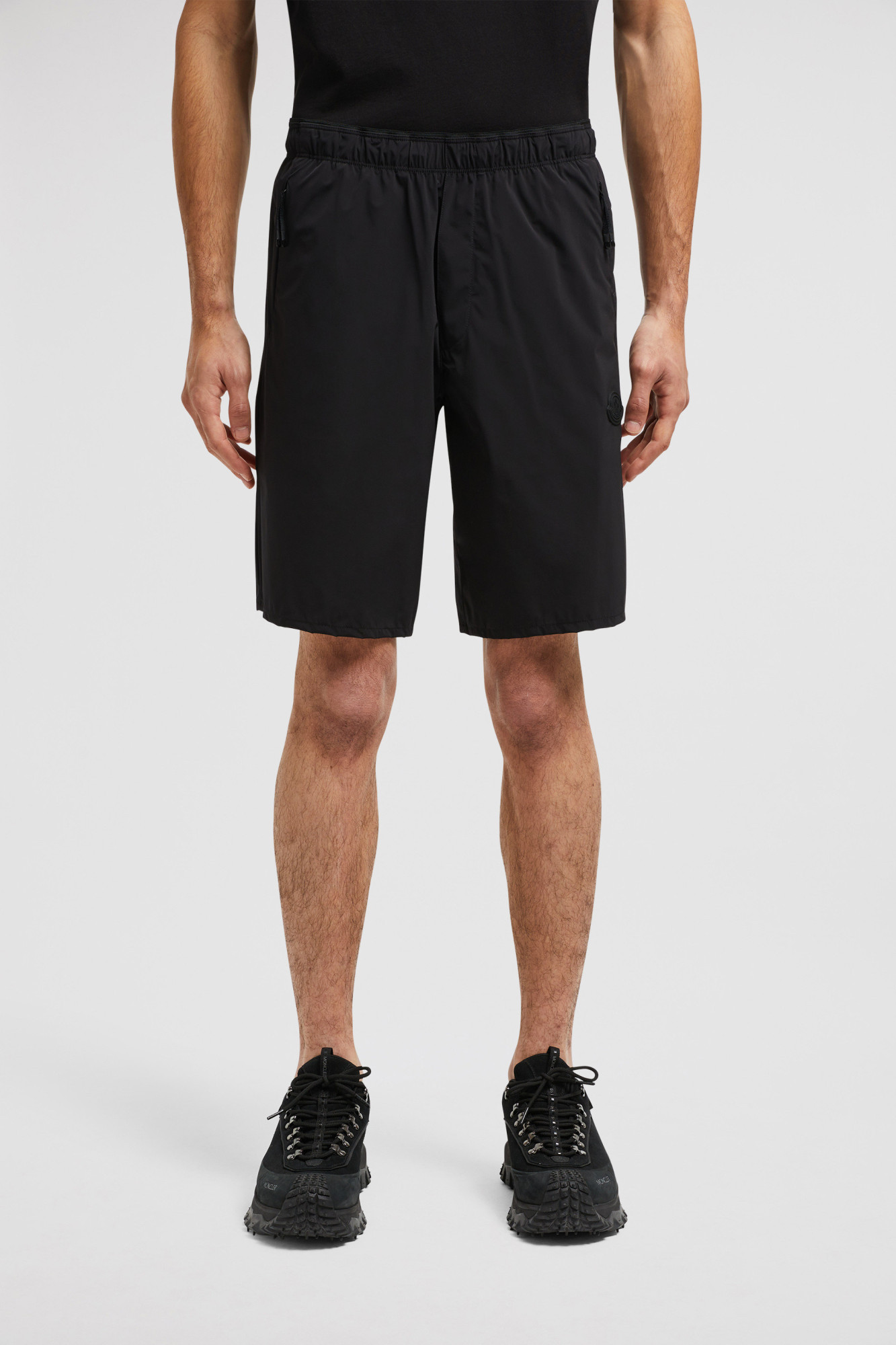 Moncler Men's Shorts With Logo Patch In Black