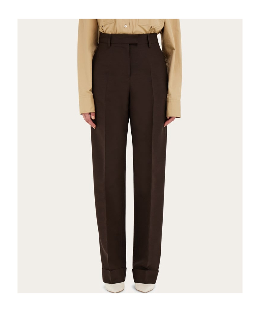 Shop Ferragamo Pleated Casual Pants In Black