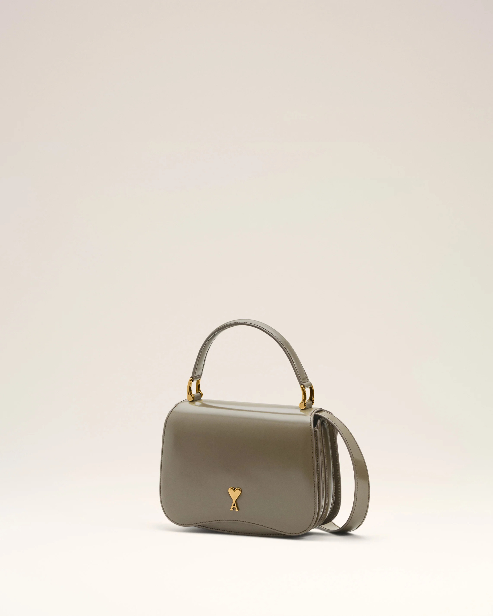 Ami Alexandre Mattiussi Ami Paris Logo Plaque Foldover Top Shoulder Bag In Green