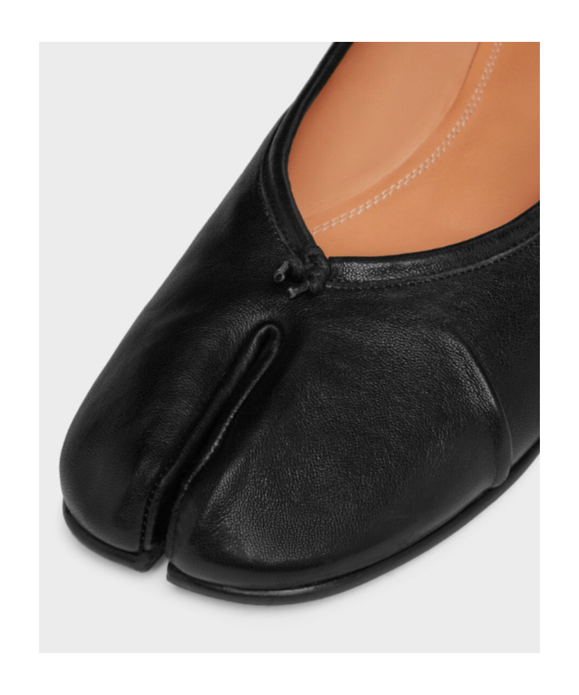 Maison Margiela Tabi Leather Split-toe Ballerina Flats In Black