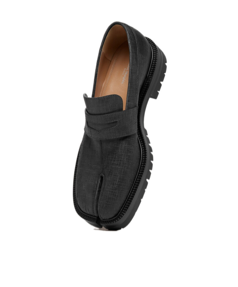 Maison Margiela Scratched Waxy Leather Tabi County Loafer Black In Black