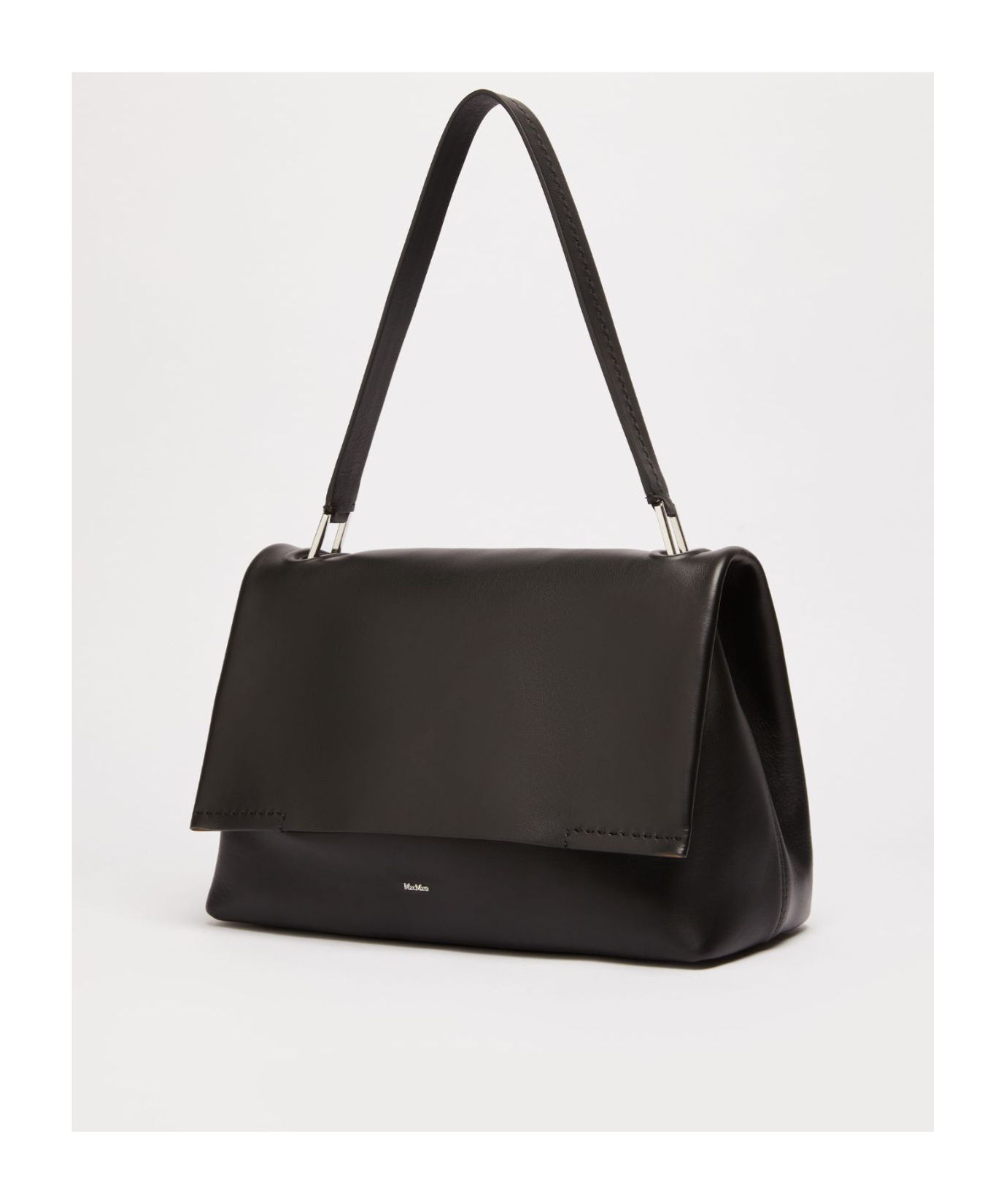 Max Mara Archetipo 06 Leather Shoulder Bag In Black