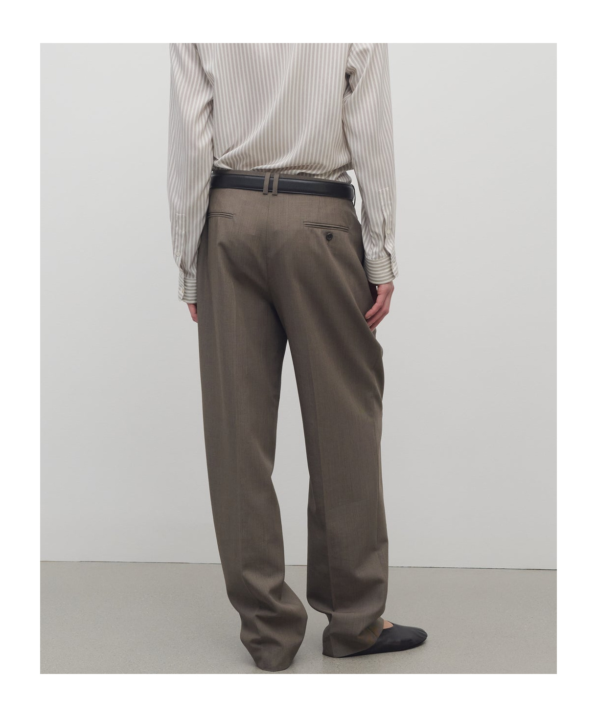 The Row Bryce Pant In Wool And Silk In Gray