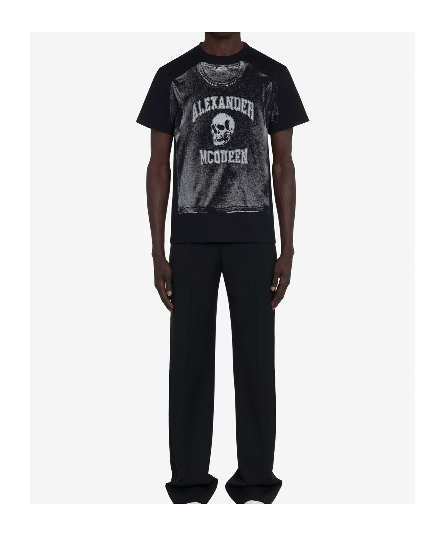 Alexander Mcqueen Logo Print T-shirt In Black
