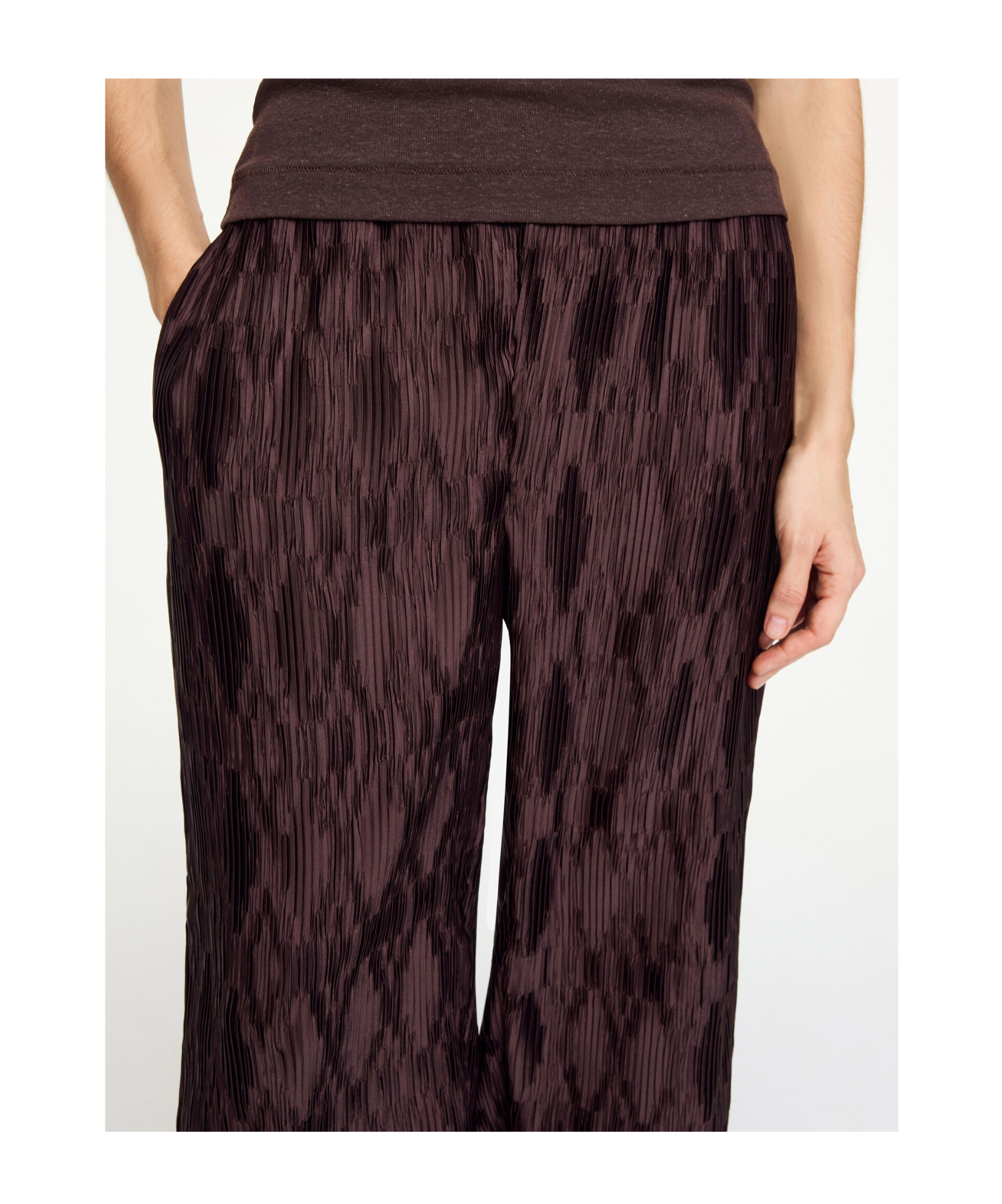 By Malene Birger Pleated Wide-leg Casual Pants In Black