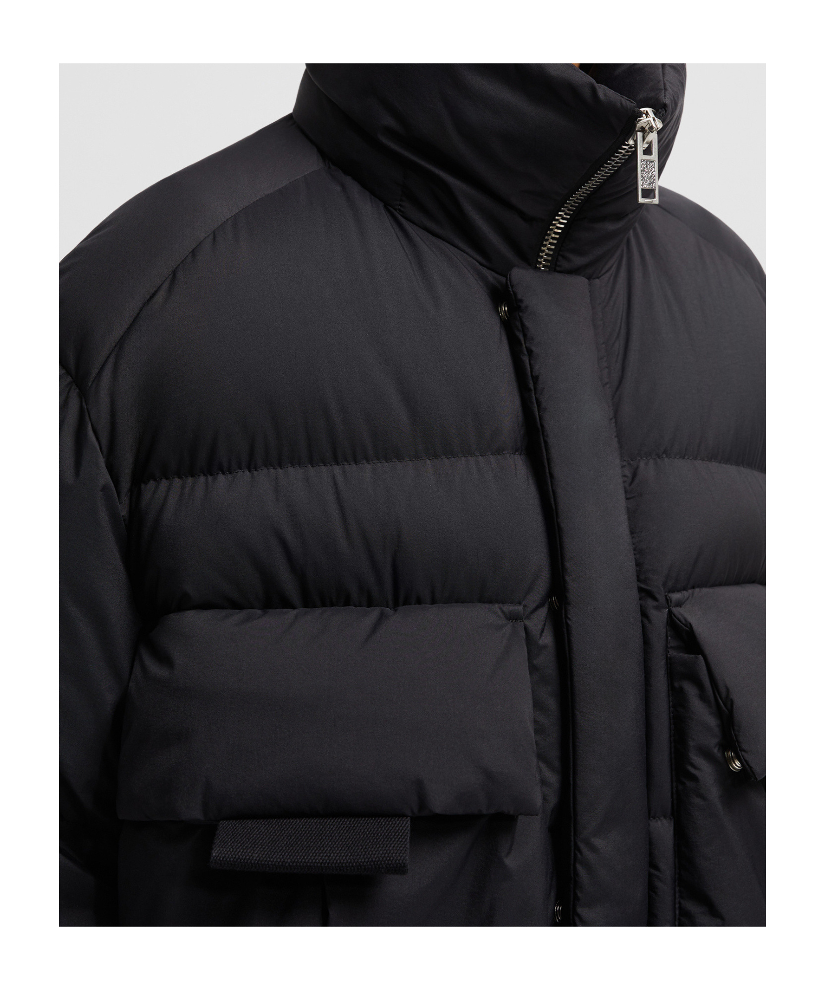Moncler X Willow Smith Kar Hooded Short Down Jacket In Black