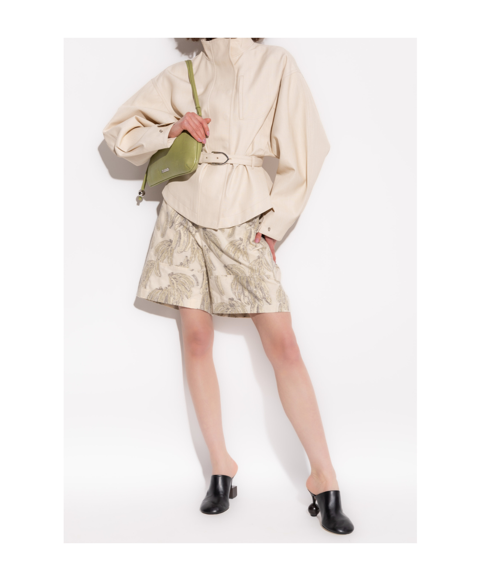 Jacquemus Beige Shorts Con Estampado In Nude