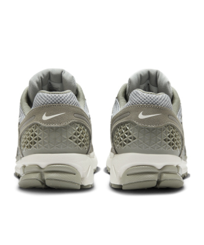 Nike Zoom Vomero 5 Sneakers In Gray