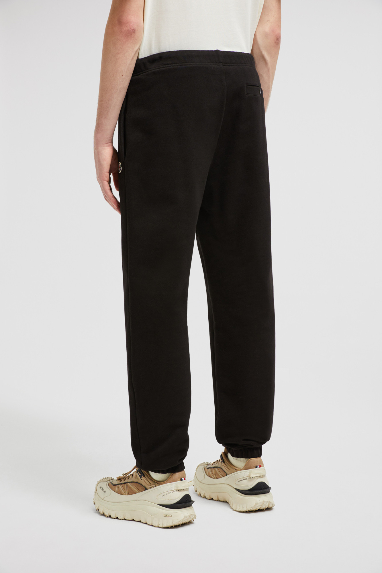 Moncler Tailored Trousers Multiple Pockets In Black