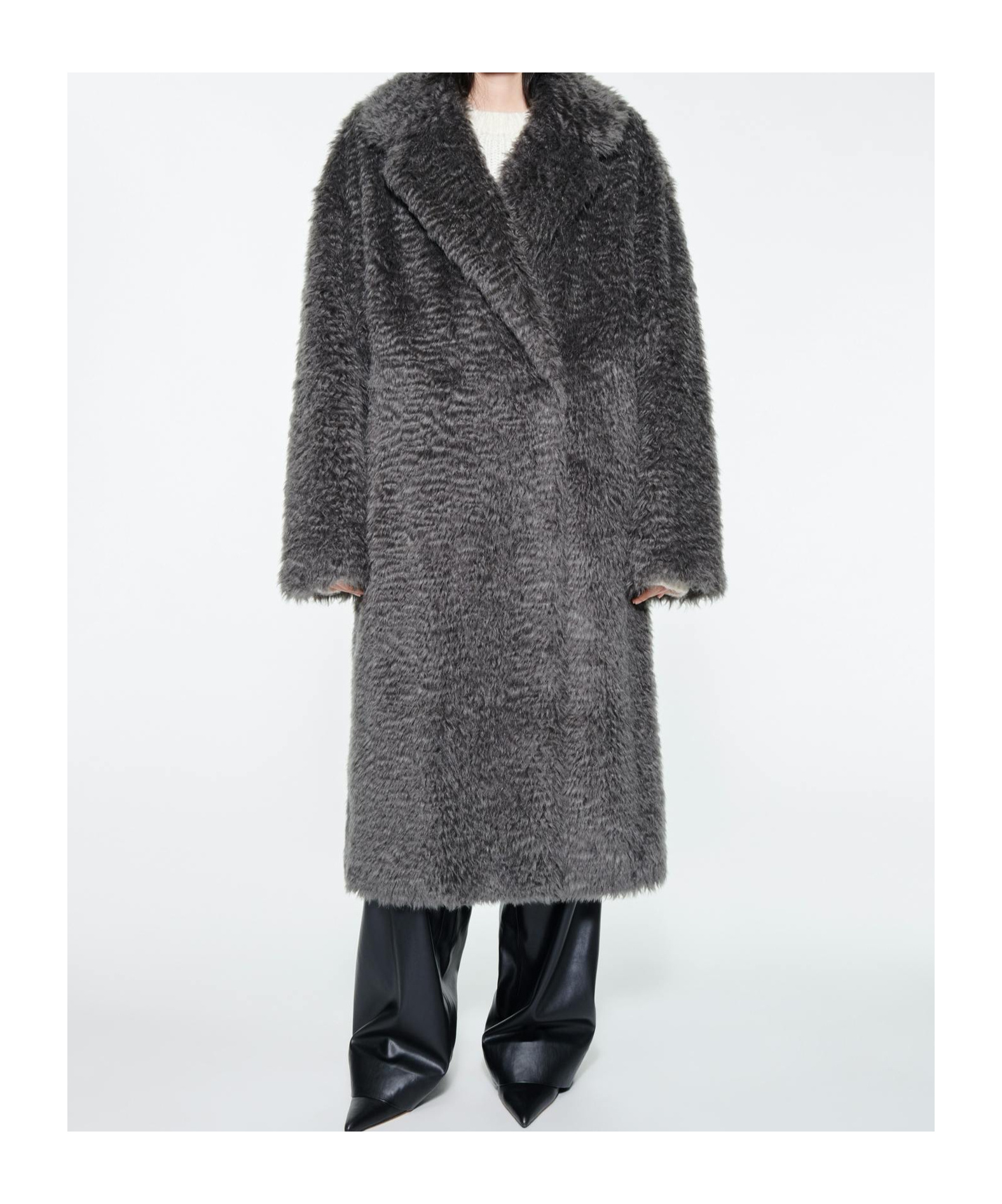 Stand Studio Nicole Fur Coat In Black