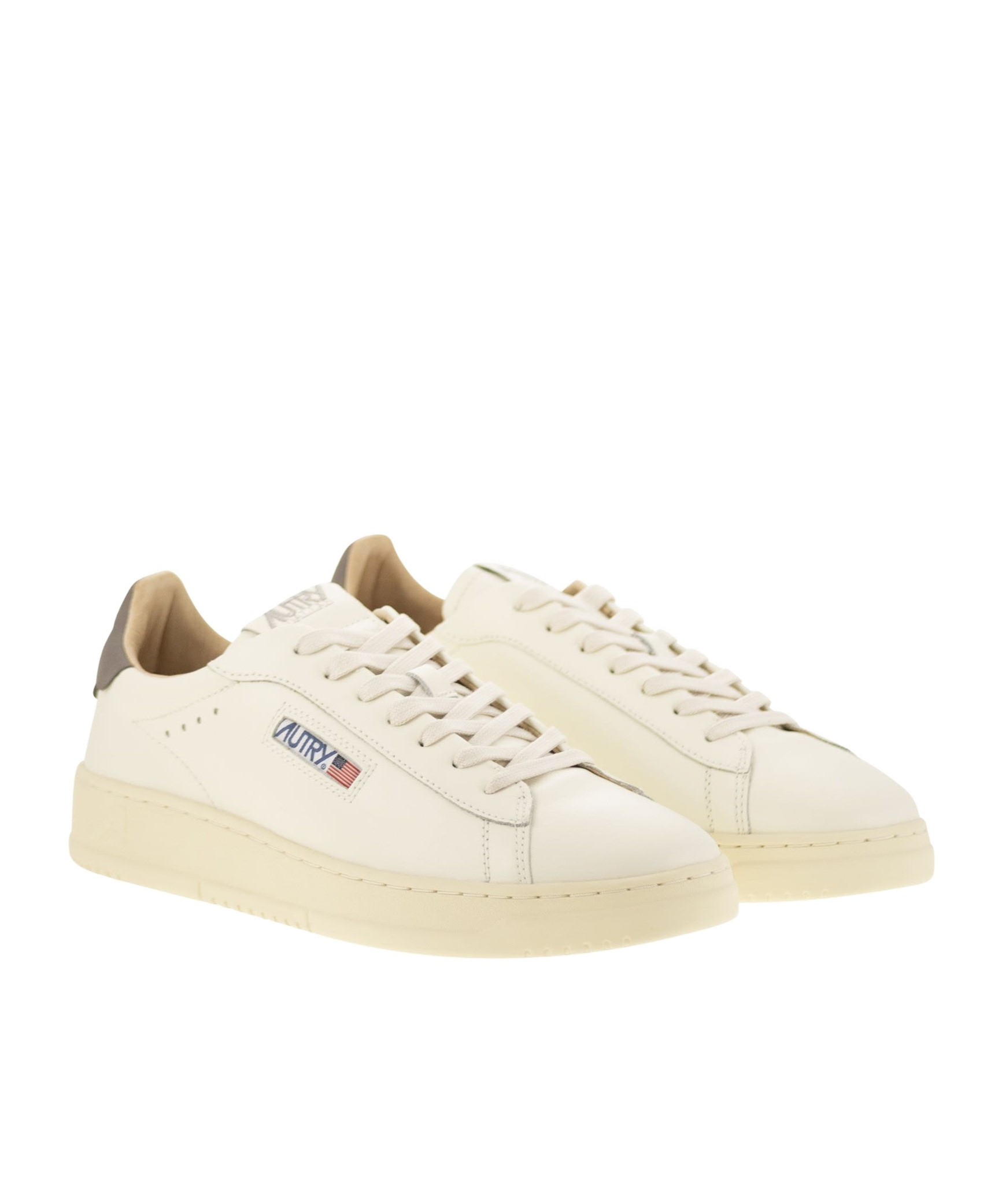 Autry Dallas Leather Sneakers